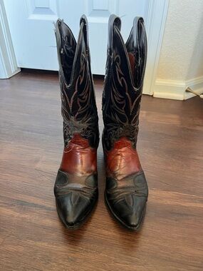 Laredo Two-Tone Brown & Black Western Cowboy Boots